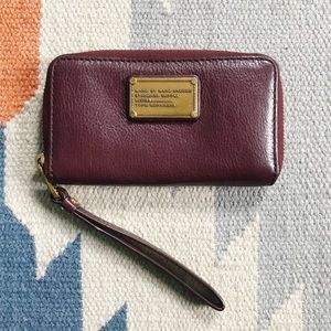 [Marc by Marc Jacobs] Maroon Leather Zip Wallet